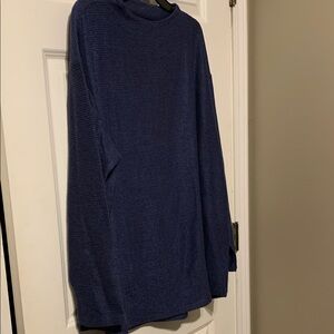 Lands' End Women’s plus size  Navy Crewneck Sweater
Never worn